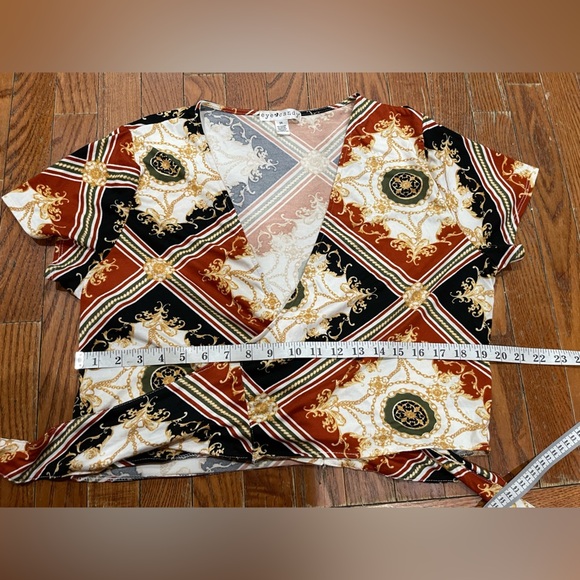 Eye Candy Geometric Wrap Blouse in Black, Brown, and Gold - Picture 3 of 10